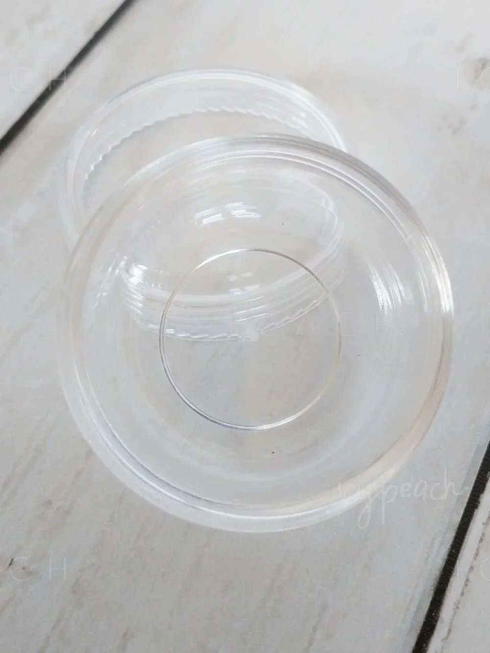 Mini Clear Plastic Jars 8 Pack 0.75oz Screw Top Lid Travel Makeup Lotion Storage
